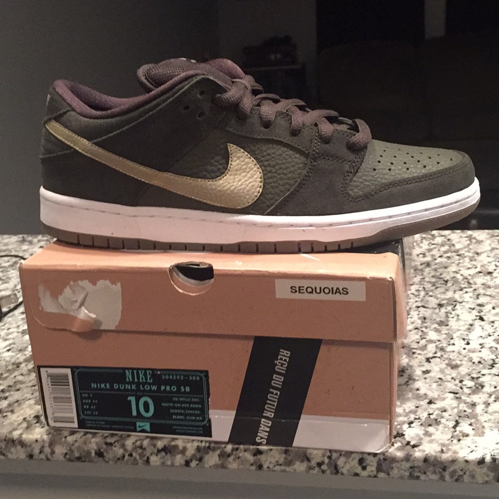 Nike SB Dunk Sequoias